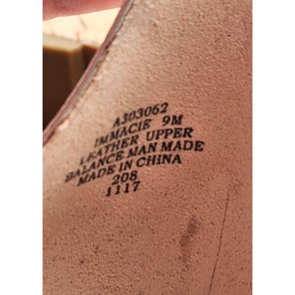 Isaac Mizrahi Platform Sandal Women's 9M Gold Leather Ankle Strap Cork Wedge - Picture 9 of 12